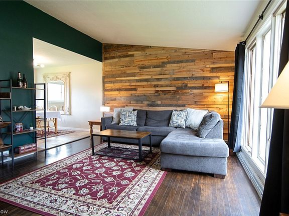 4th image of 10424 Boundary Ln