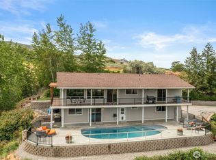1901 Sleepy Hollow Rd, Wenatchee, WA 98801