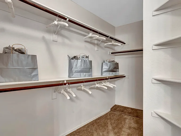 San Montego Apartments — Photo 61
