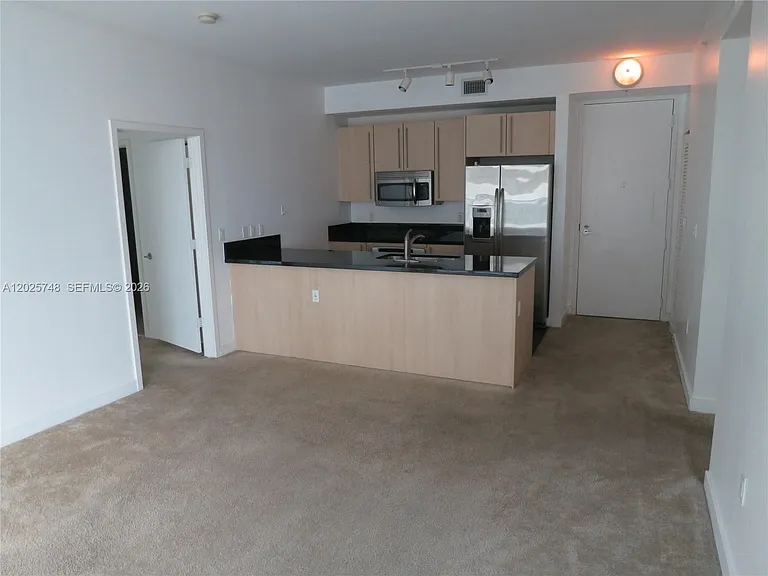 1111 SW 1st Ave #1223 — Photo 4