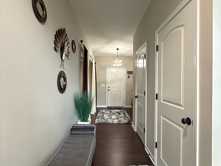 9398 Dewitt Dr — Photo 5