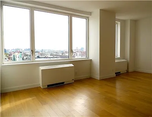 Rented by Domus Realty | media 67