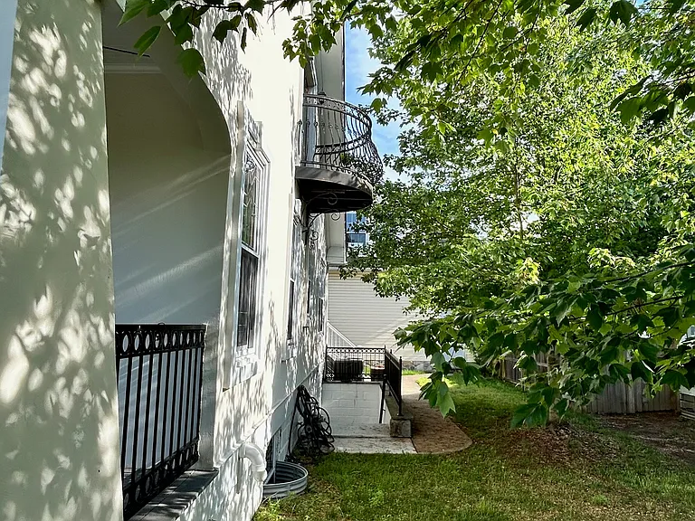 2620 Langston Blvd — Photo 10