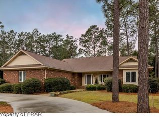 160 Forest Glen Rd, Southern Pines, NC 28387