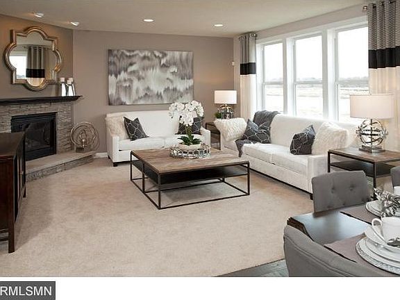 3rd image of 5540 Queensland Ln