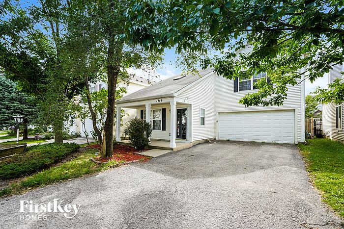 1st image of 1749 Linden Park Ln