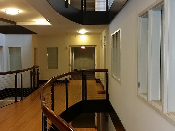 3rd image of 1333 W Broad St #U411