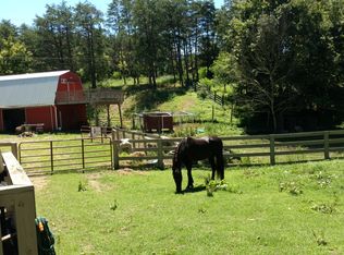 2699 Spriggs Rd, Berkeley Springs, WV 25411