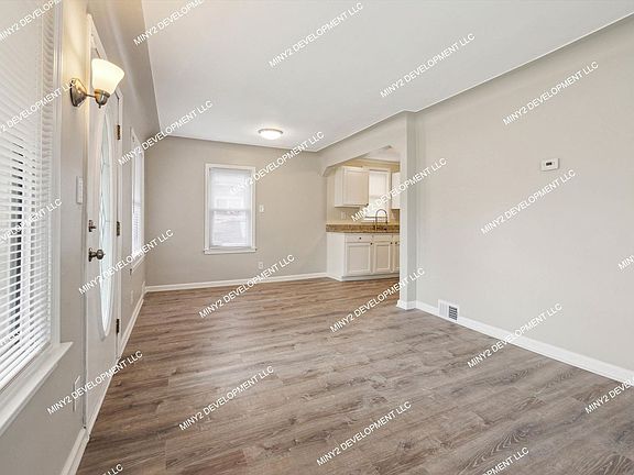 5th image of 12453 Coleen Ave