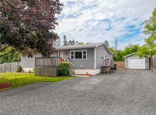 14 Hill St, Saint Stephen, NB E3L1N5