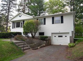 30 Lori Ln, Latham, NY 12110