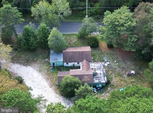 104 Burrs Mill Rd, Southampton, NJ 08088