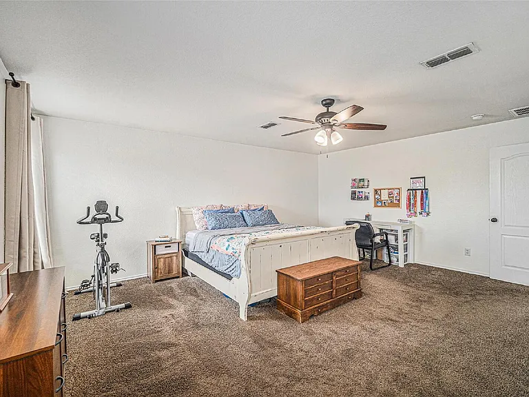 9600 Fox Hill Dr — Photo 15