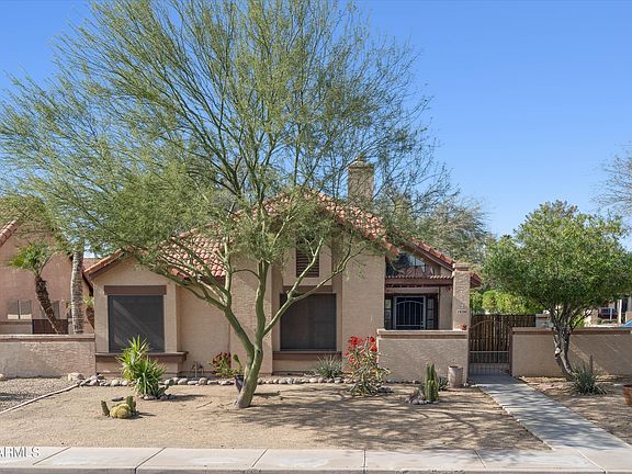 2nd image of 1920 E VELVET Drive
