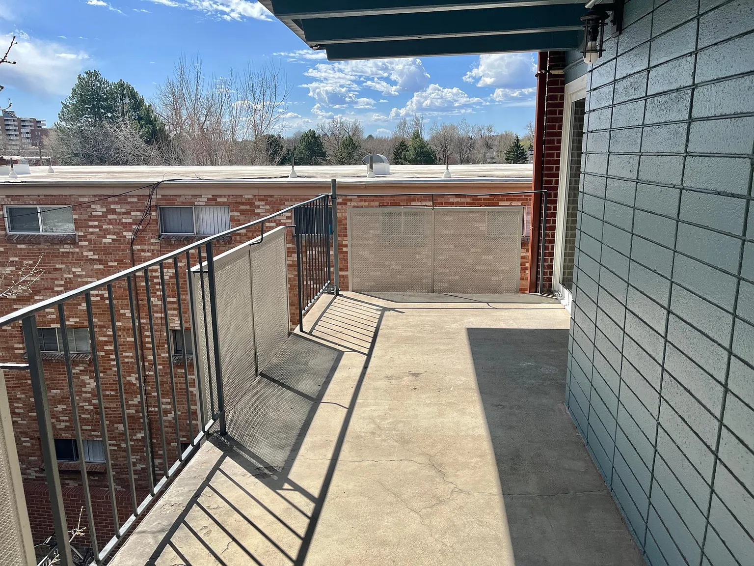 2 bed, 766 sqft, $1,950 — Photo 4