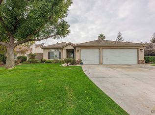 10709 Polo Dr, Bakersfield, CA 93312