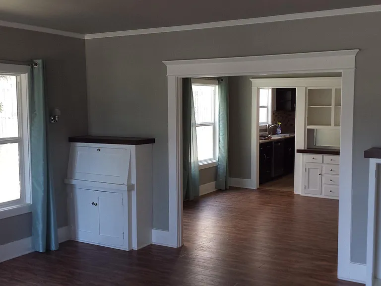 1544 S Van Ness Ave — Photo 4