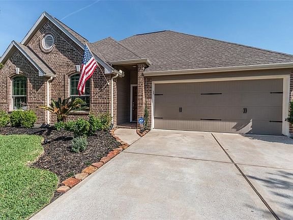 Meticulously maintained and freshly updated