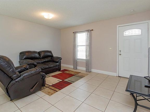 3rd image of 1336 Nadine Dr