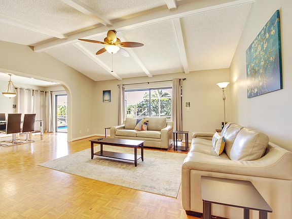 5th image of 7960 Edgewater Drive