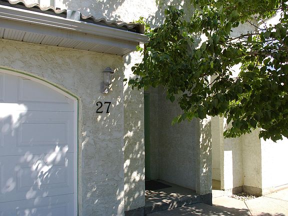 3rd image of 9505 176th St NW #27