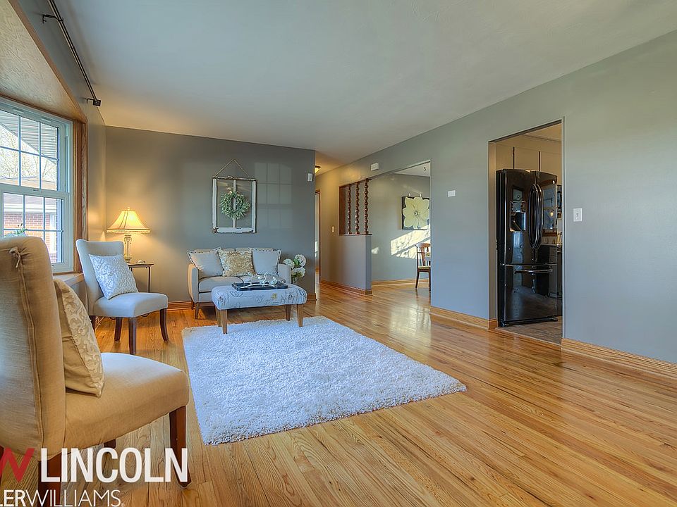 1st image of 616 N 67th St