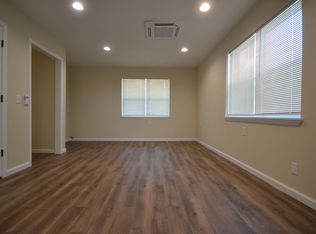 601-701 E 19th St #I1, Lamar, MO 64759