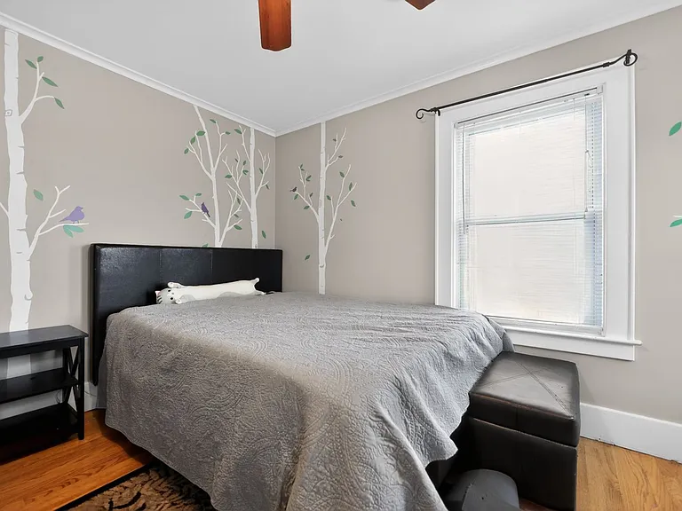 151 Wolcott Ave — Photo 21