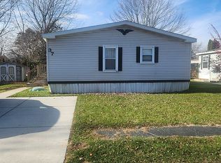 37 Brandi St, Belleville, MI 48111