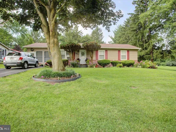 13828 Countryside Dr, Maugansville, MD 21767