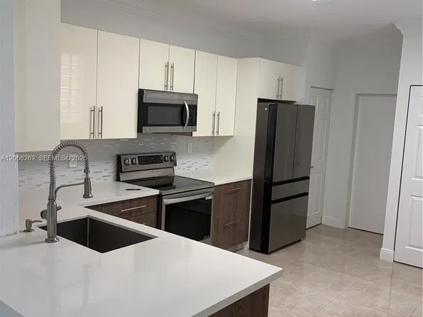 2578 Cordoba Bnd #2578, Weston, FL 33327