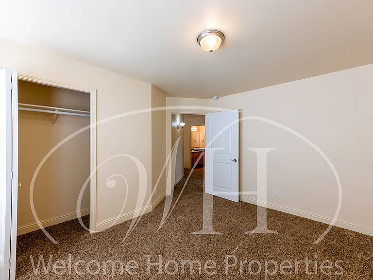 741 SE Magnoni Dr — Photo 26
