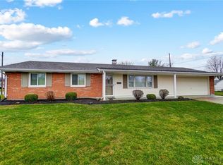 3017 Sherwood Park Dr, Springfield, OH 45505