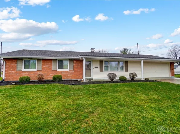 3017 Sherwood Park Dr, Springfield, OH 45505