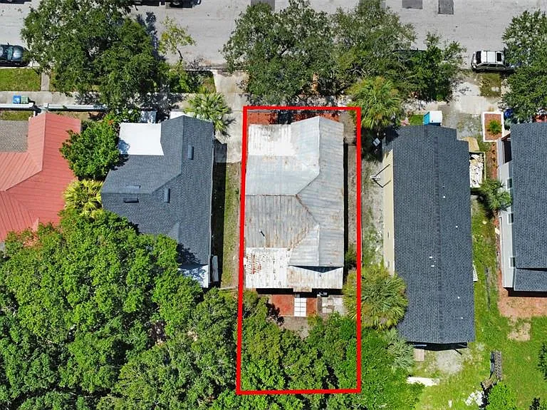 2329 W Beach St — Photo 37