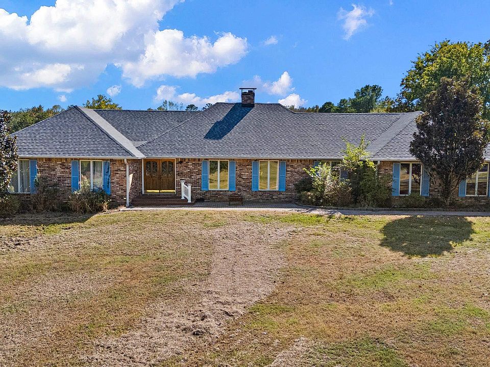 1st image of 493 Huckleberry Rd E