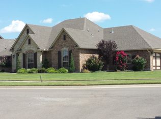 3400 Windmill Rd, Moore, OK 73165