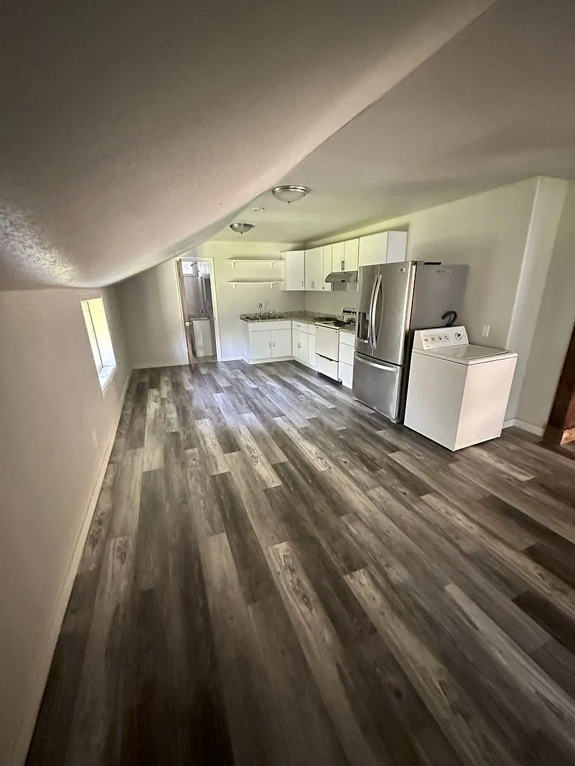51287 Hatfield Rd. — Photo 2
