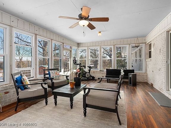 3rd image of 4871 Kibler Rd