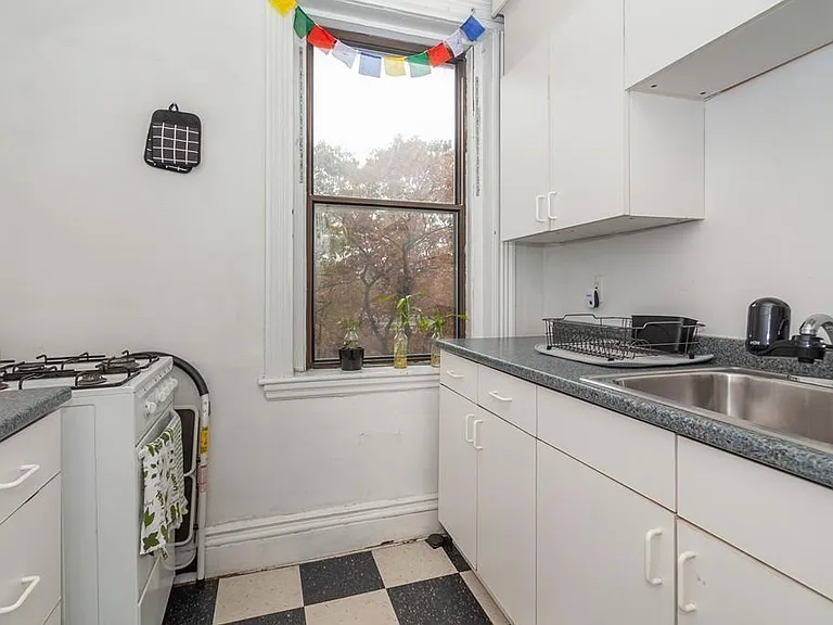 50 Charlesgate E #195 — Photo 7