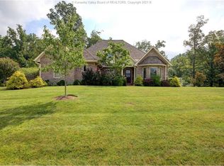 19 Windy Meadows Ct, Scott Depot, WV 25560