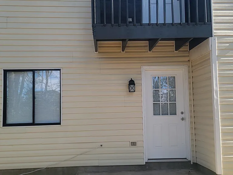 201 Shipman Rd #K-44 — Photo 14