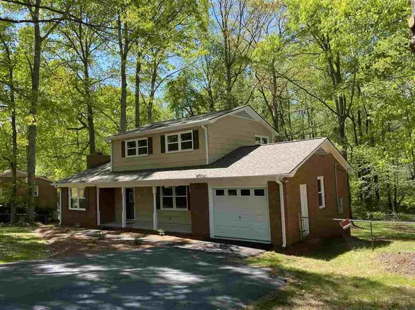 240 Oak St, Boiling Springs, SC 29316