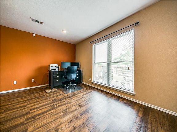 5th image of 225 Hardwood Trl