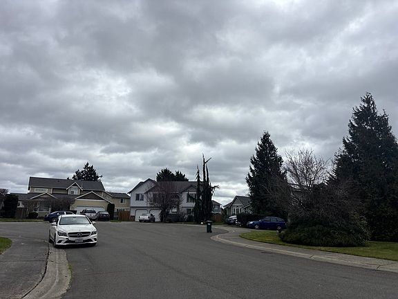 5th image of 2618 184th Street Ct E