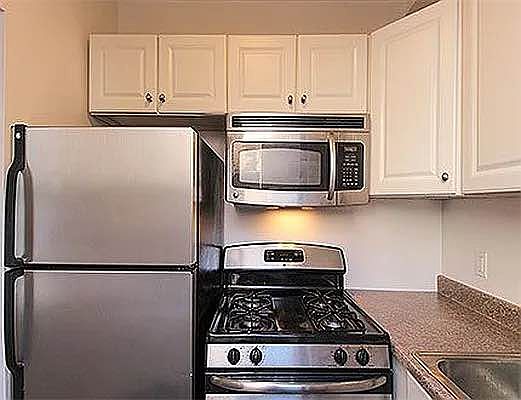 2nd image of 8131 Baxter Ave APT 4E