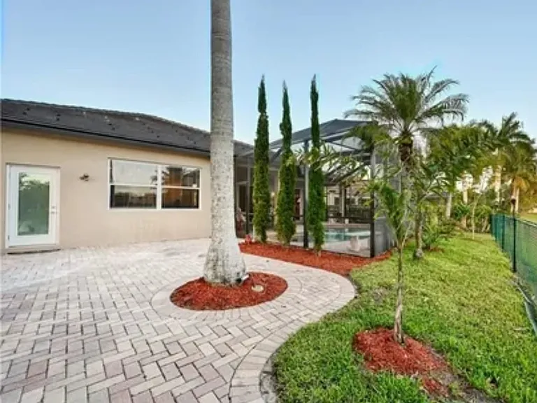 1028 Port Orange Ct — Photo 15