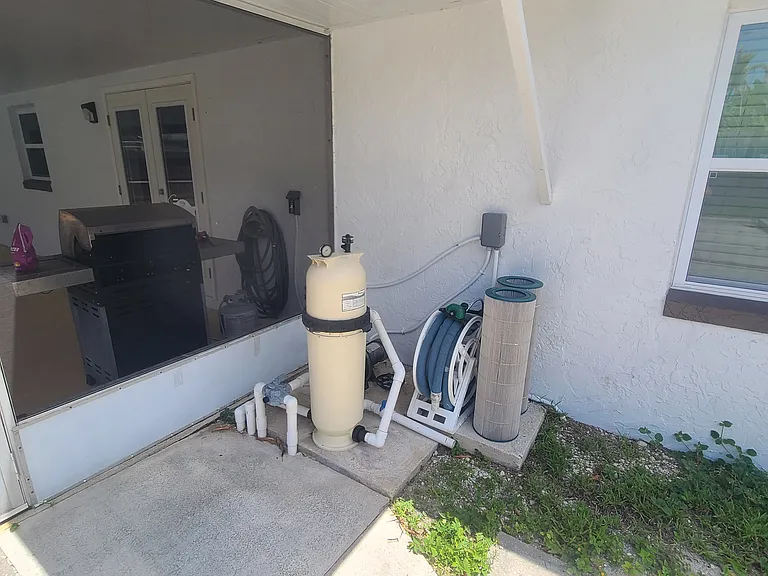 1815 N Banana River Dr — Photo 39