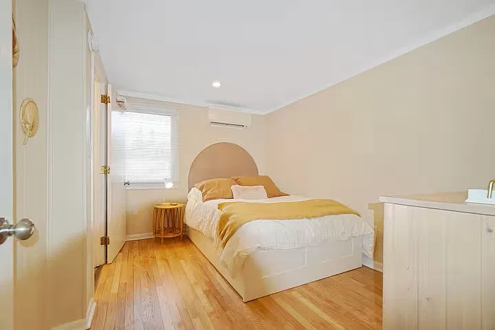 1 bed, 265 sqft, $1,600 — Photo 4