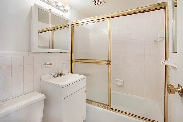 Rented by Compass | media 1